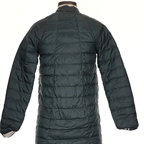 Athleta Dual-Tone Reversible Jacket in slate gray and Cream - Picture 6 of 6